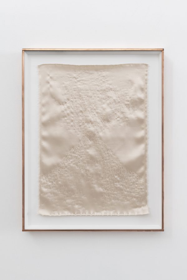 Sophie Whettnall, Invisible landscape, 2025, soie perforée, cadre cuivre, 51,5 x 40 x 3,5 cm, Photo © Isabelle Arthuis, Courtesy of the artist and Michel Rein, Paris/Brussels