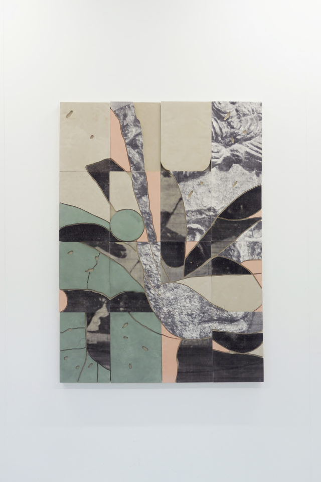 Yoan Béliard, Témoin, 2023, plâtre et toner, 80 x 112 cm