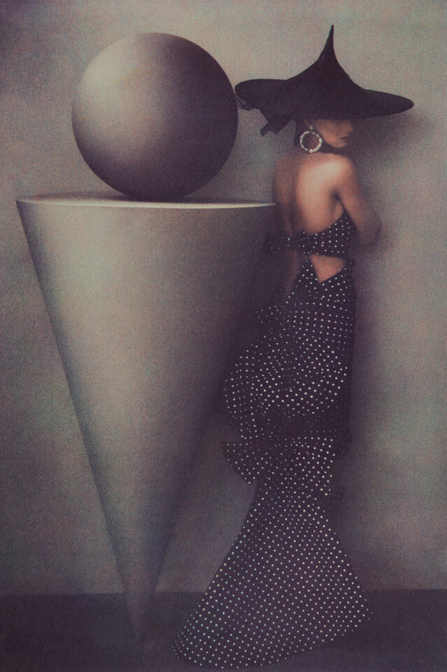 Sheila Metzner, Uma, Patou Dress, 1986 © Sheila Metzner / Courtesy La Galerie Rouge