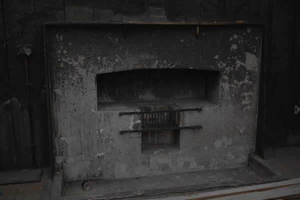 Martin Boyce Spook School, 2016 Giclee Photographic Prints 19 x 12,5 cm each (unframed), 21 parts 52 x 42 x 2 cm each (framed), 21 parts Courtesy the artist and Esther Schipper, Berlin/ Paris/Seoul Photo © Martin Boyce Studio